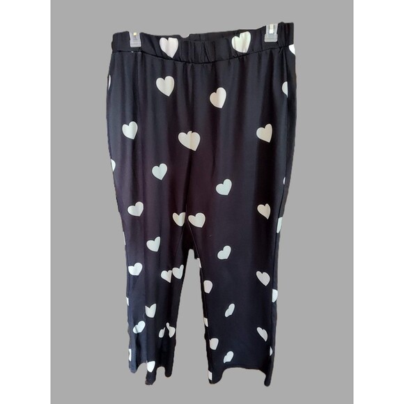 Shein Curve Black Pants with White Hearts - size 3XL - Picture 1 of 2